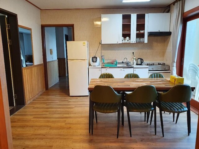 Seogwipo Livingstone Pension