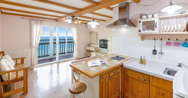 Ganghwa Hana & Alice spa Pension