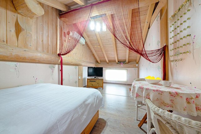 Ganghwa Izba Pension