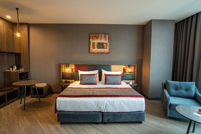 ラマダ アンコール バイ ウィンダム イスタンブール アヴジラー