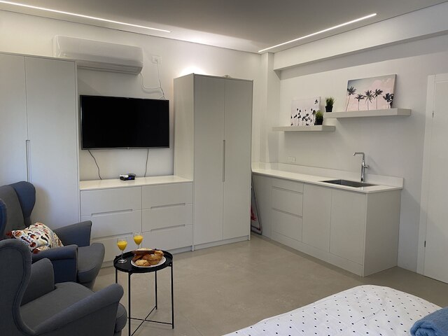 コージー アパートメント イン ザ ハート オブ テル アビブ