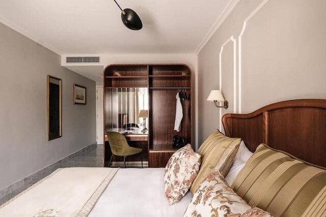 ザ ゴメリーノ ホテル