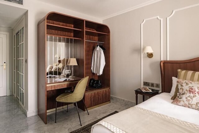 ザ ゴメリーノ ホテル