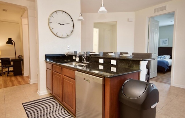 ビスタケイ エピック。 レッドオーニングによる新しい! 3 ベッドルームコンドミニアム