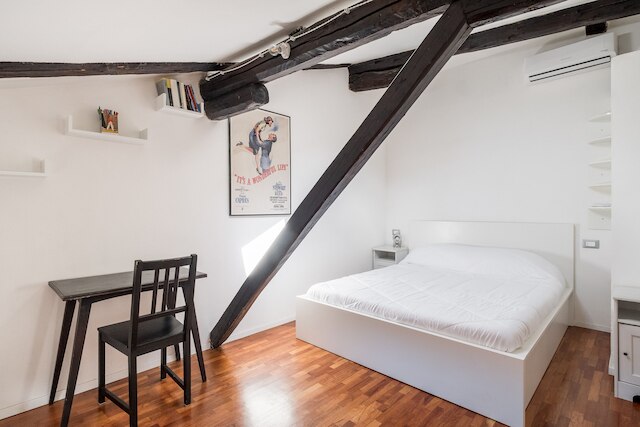 ラ マンサルダ ディ ヴィア ザンボーニ