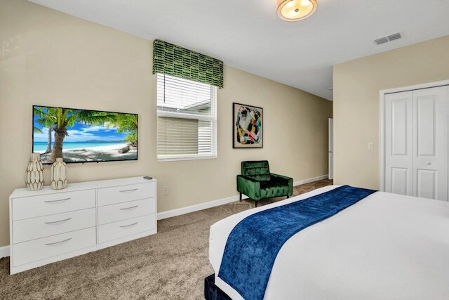 "ブティック" スタイルホーム ニアディズニー！ レッドオーニングによる 5 ベッドルームホーム