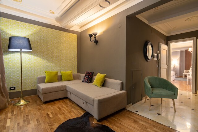 ウフィツィ ロマンティック フラット バイ Mmega