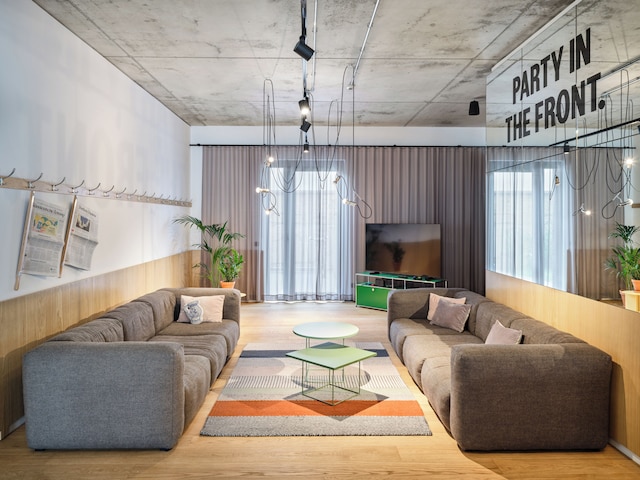 ステイリー フランクフルト ザクセンハウゼン