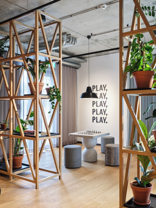 ステイリー フランクフルト ザクセンハウゼン