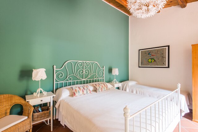 ヴィラ アミラータ ルーム &  アパートメント