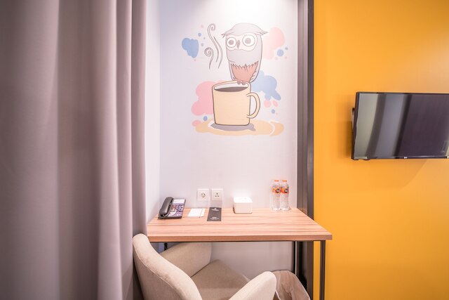 オール・ナイト＆デイ・レジデンス - ケボン・ジェルク