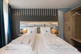 オールドタウン スタュジオズ バイ ダスポウル