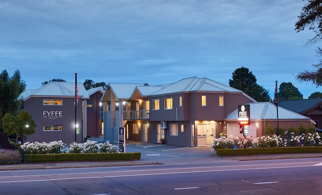 ファイフ オン リカートン モーター ロッジ