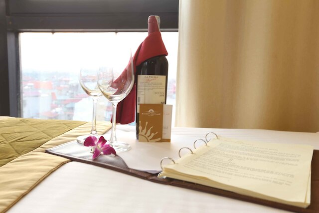 サンセット ウェストレイク ハノイ ホテル