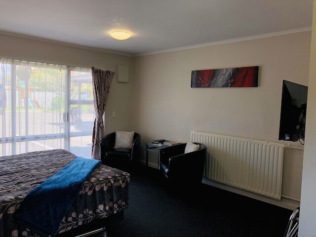 レッド ロック サーマル モーテル