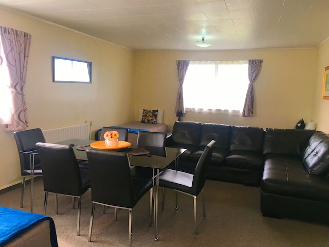 レッド ロック サーマル モーテル