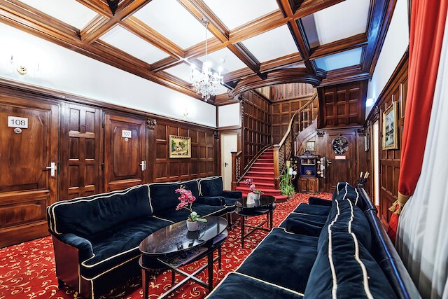 ホテル ペンション バロン アム ショッテントール