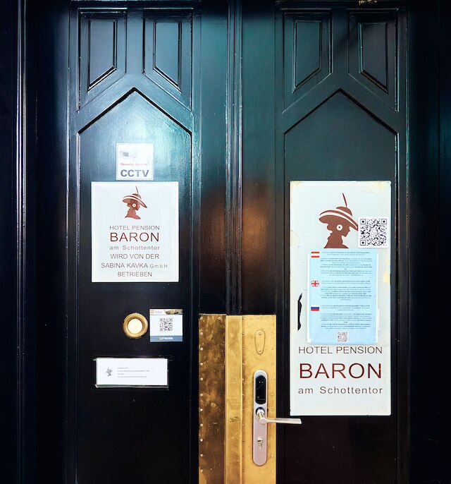 ホテル ペンション バロン アム ショッテントール