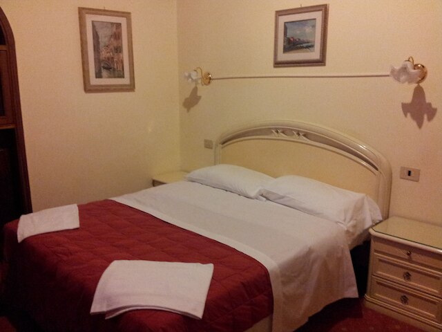 ホテル カーサ リンガー