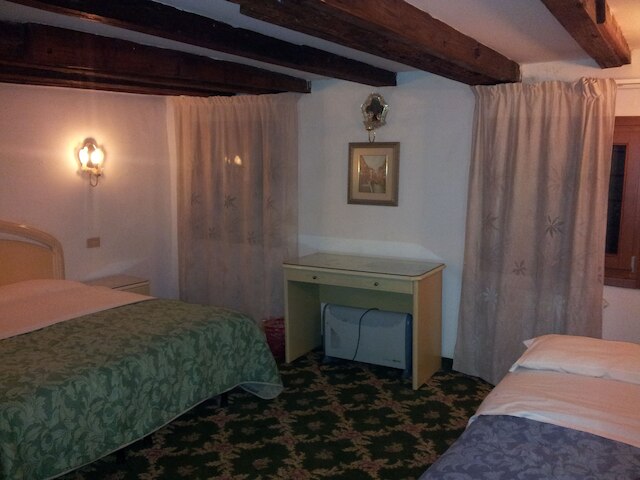 ホテル カーサ リンガー