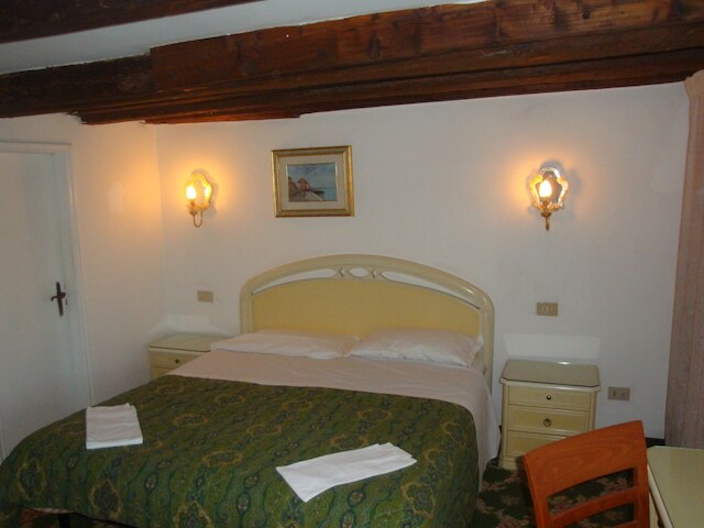 ホテル カーサ リンガー