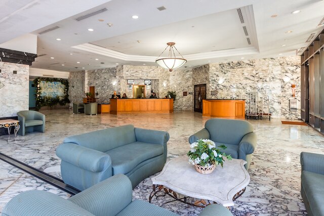 アルパン ビーチ タワー