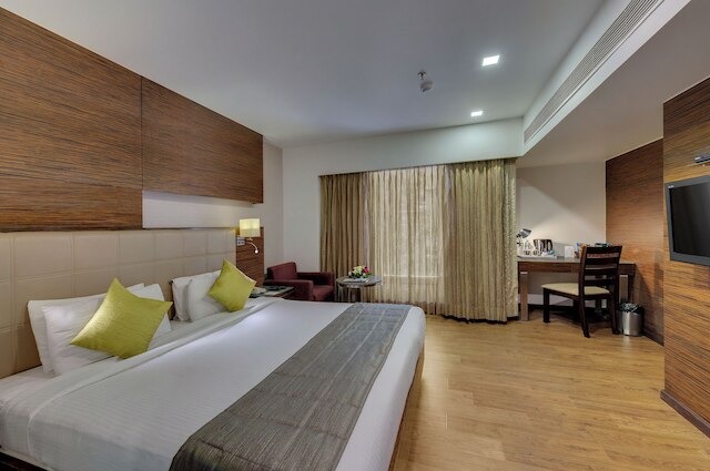 ホテル スバ スター、アーメダバード