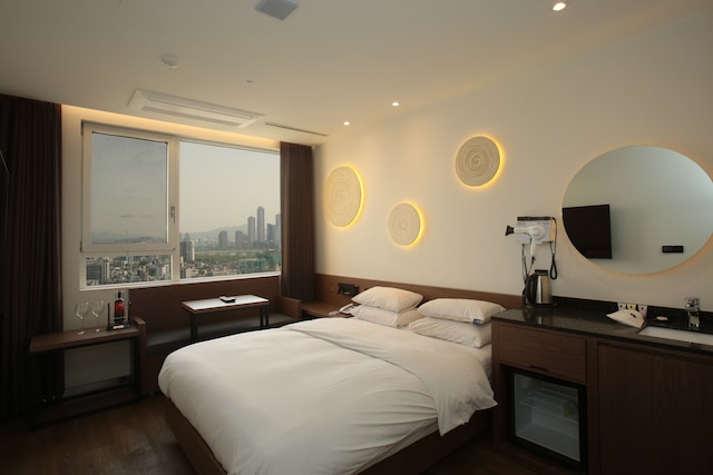 ホテル ザ デザイナーズ 弘大 (弘大設計師酒店)