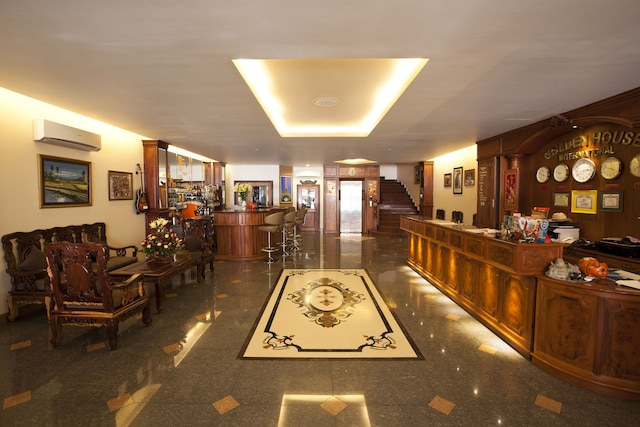 ゴールデン ハウス インターナショナル ホテル