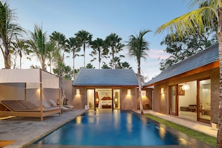 ルンビニラグジュアリーヴィラズアンドスパ