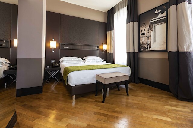 ローマ タイムズ ホテル