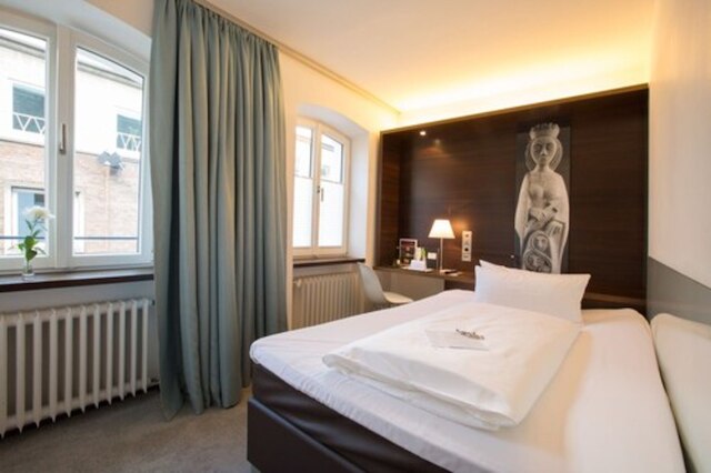 シュテルン アム ラートハウス