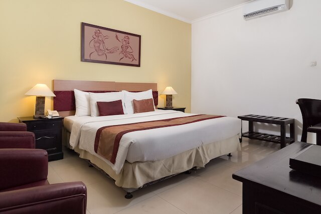 サリナンデ ホテル