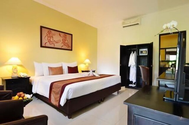 サリナンデ ホテル