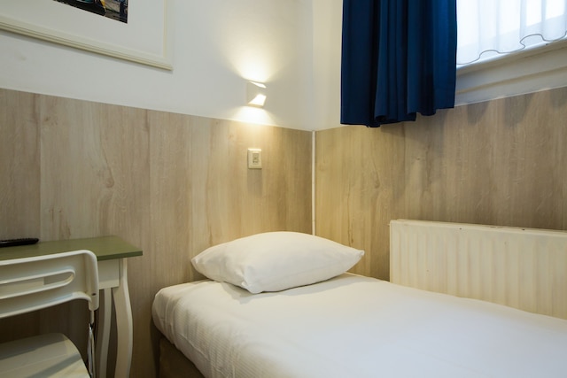 ホテル タイタス