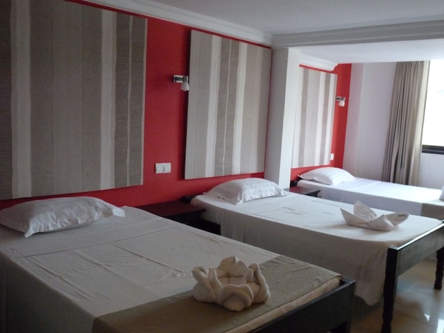 アンコール インターナショナル ホテル