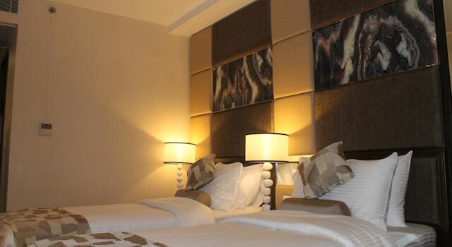 パーム スプリングス ステイズ