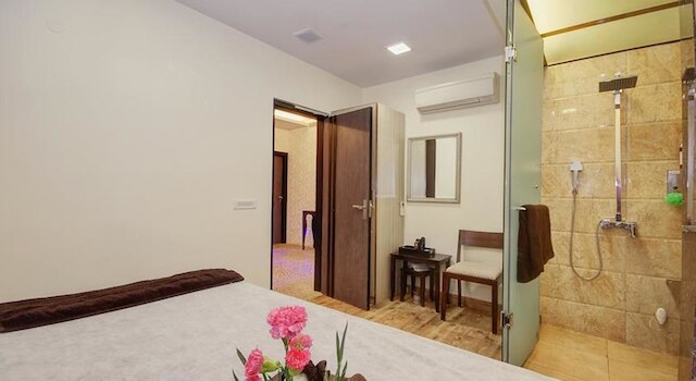 パーム スプリングス ステイズ