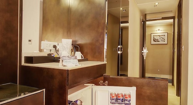 パーム スプリングス ステイズ