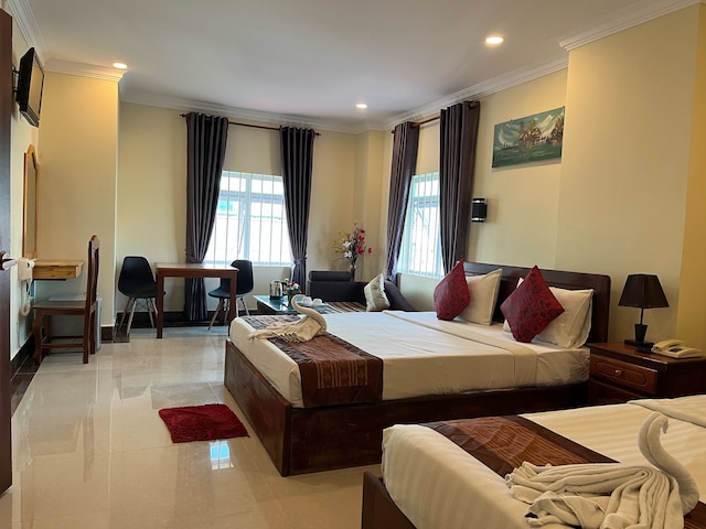 クイーン ウッド ホテル