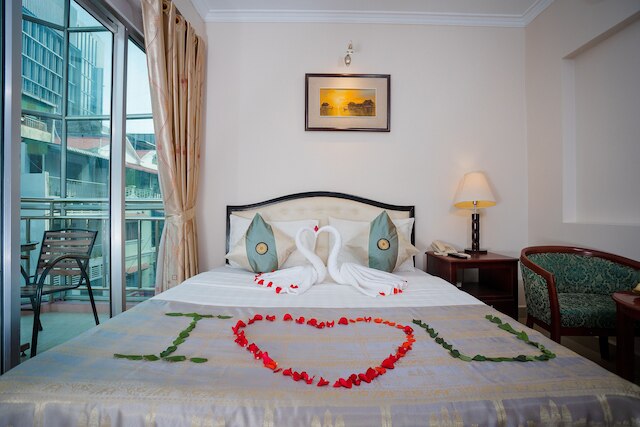 シルバー マウンツ ホテル