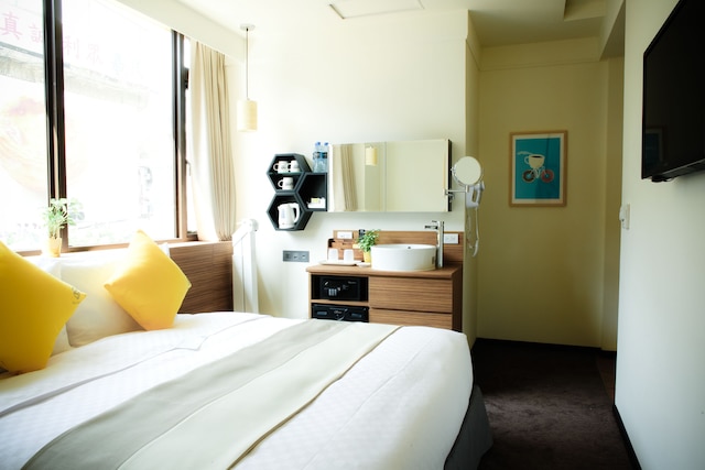 ビー ハウス バイ コスモス クリエイション - 台北 メイン ステーション (天成文旅蜂巢台北車站)