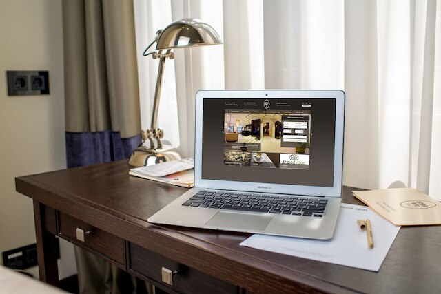 アストリア ホテル