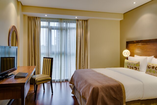 プロテア・ホテル・ベニンシティ・セレクト・エモタン