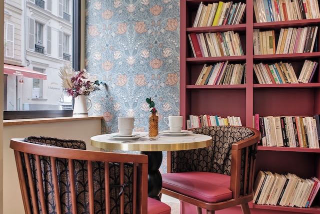 オテル ジョセフィーヌ バイ ハッピーカルチャー