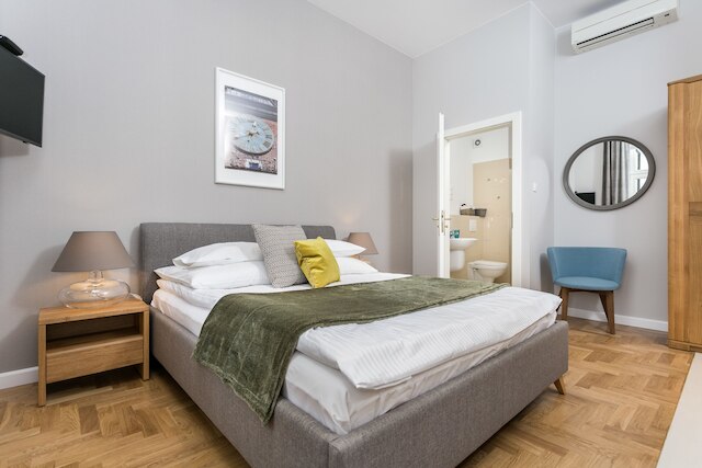 ベネチアン ハウス マーケット スクエア アパートホテル