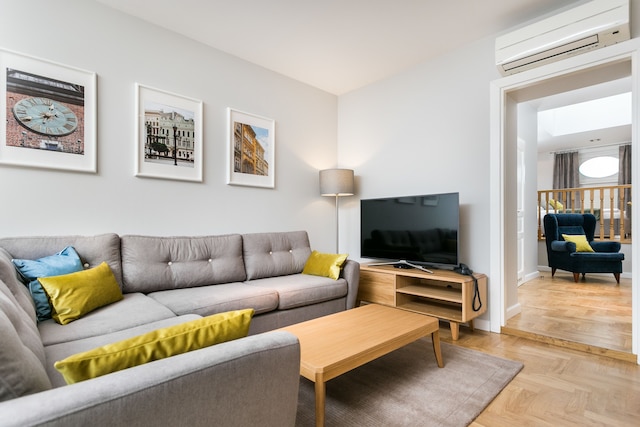 ベネチアン ハウス マーケット スクエア アパートホテル