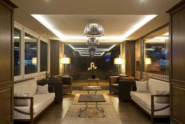 ニディヤ ホテル ガラタポート