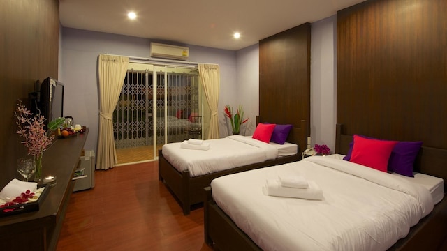 サバイ バンコク ホテル