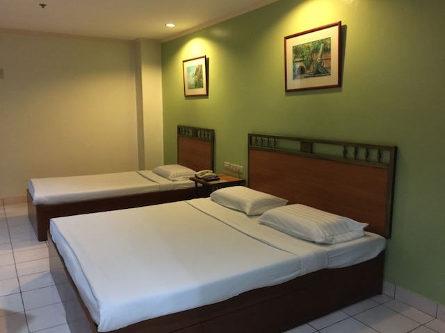 ゴールデン バレー ホテル